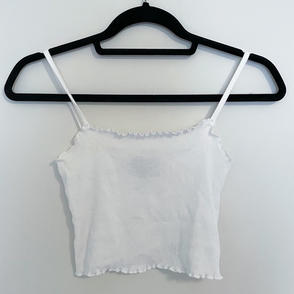 TOPSHOP - LETTUCE EDGE CAMISOLE TOP (size S) 🤍 - Picture 2 of 2
